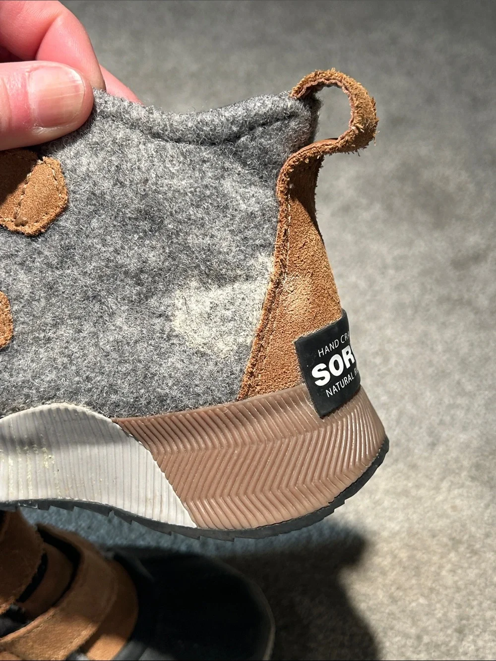 Sorel Kids Gray Felt & Brown Suede Strap Snow Boots